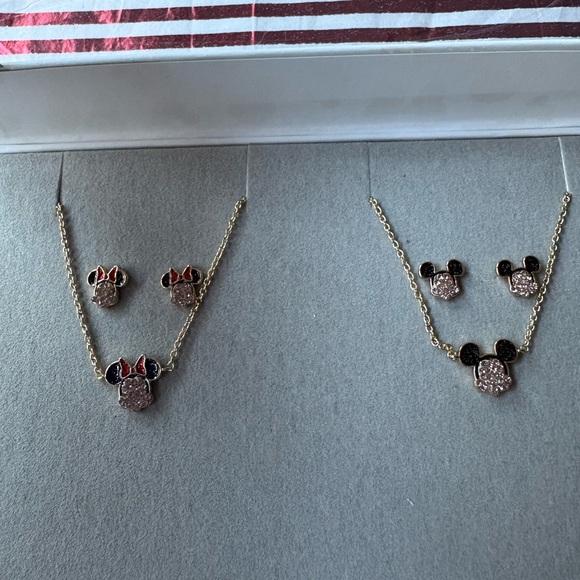 🐹 DISNEY X BAUBLEBAR MICKEY & MINNEY MOUSE NECKLACE & EARRING SET 🐹 NWT 🐹 - Picture 10 of 16